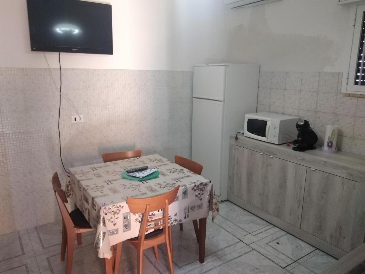 Casa Gialla Mare Del Salento Maruggio Eksteriør billede
